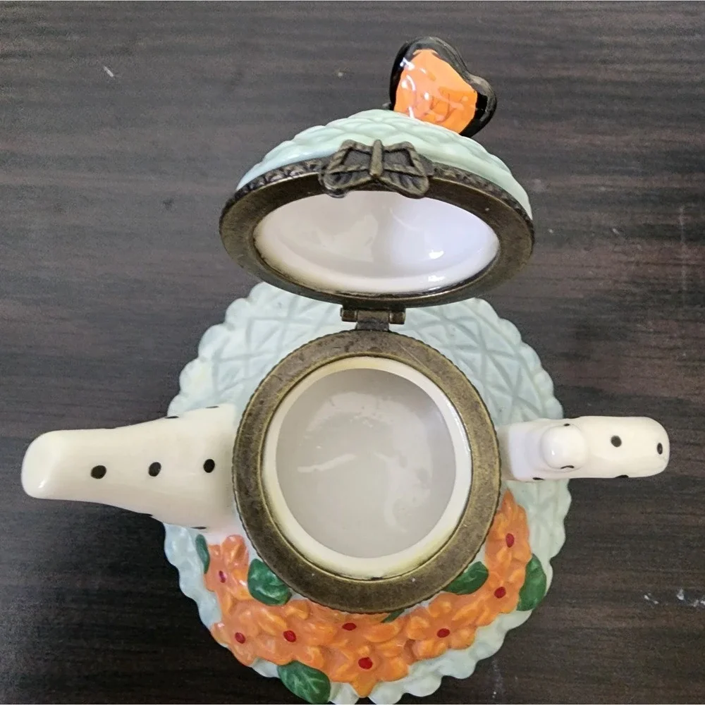 Teapot Butterfly Trinket Box Blue Porcelain Hinged Ring Pill treasure